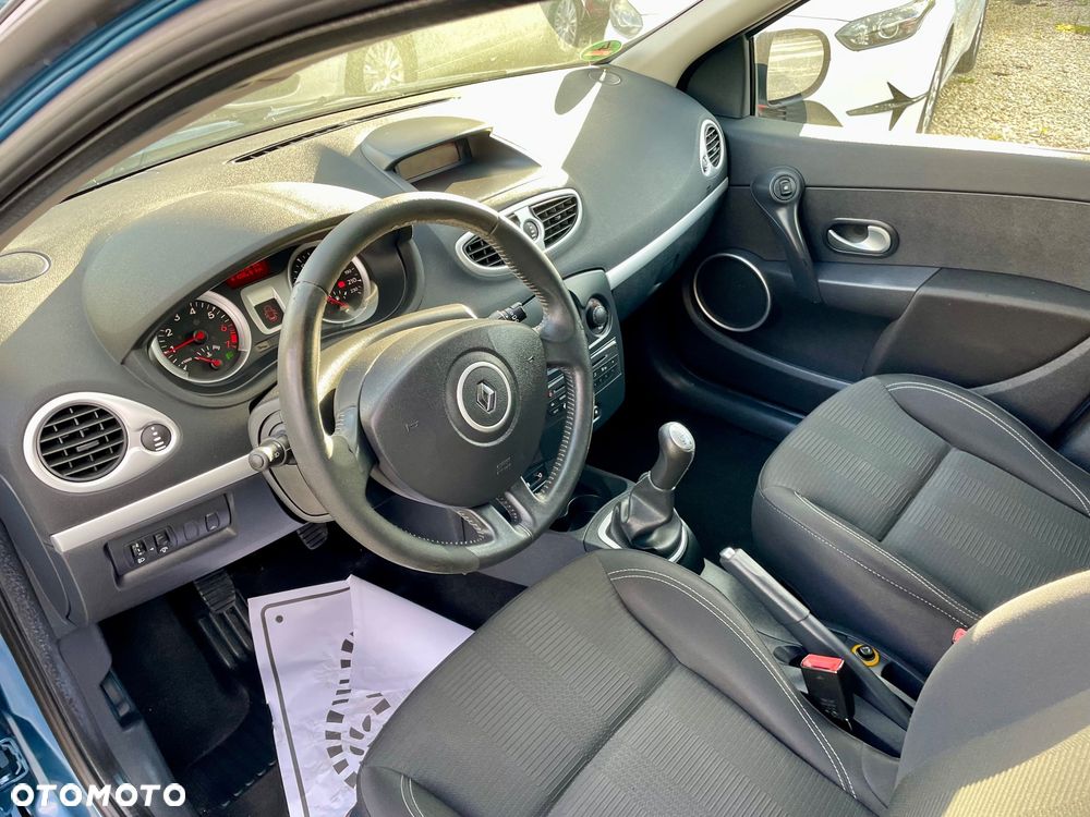 Renault Clio 1.2 16V 75 Dynamique - 4