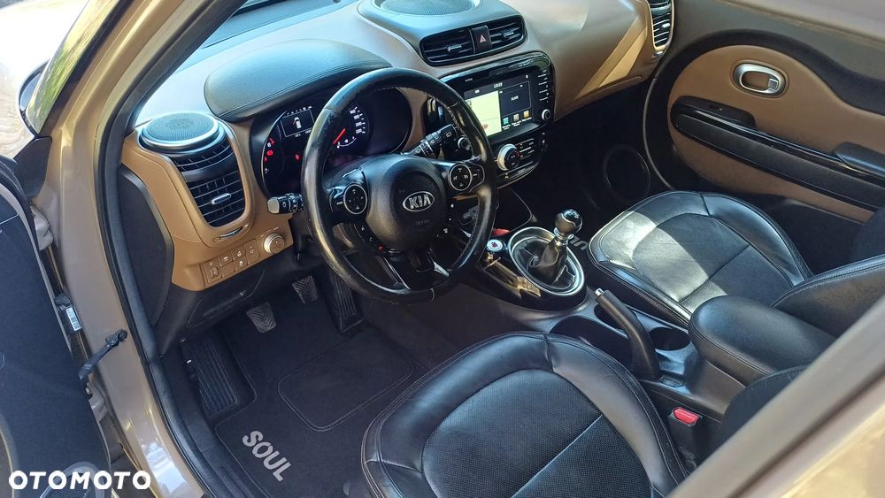 Kia Soul - 12