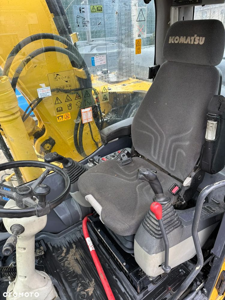 Komatsu PW 148 - 8 - 8