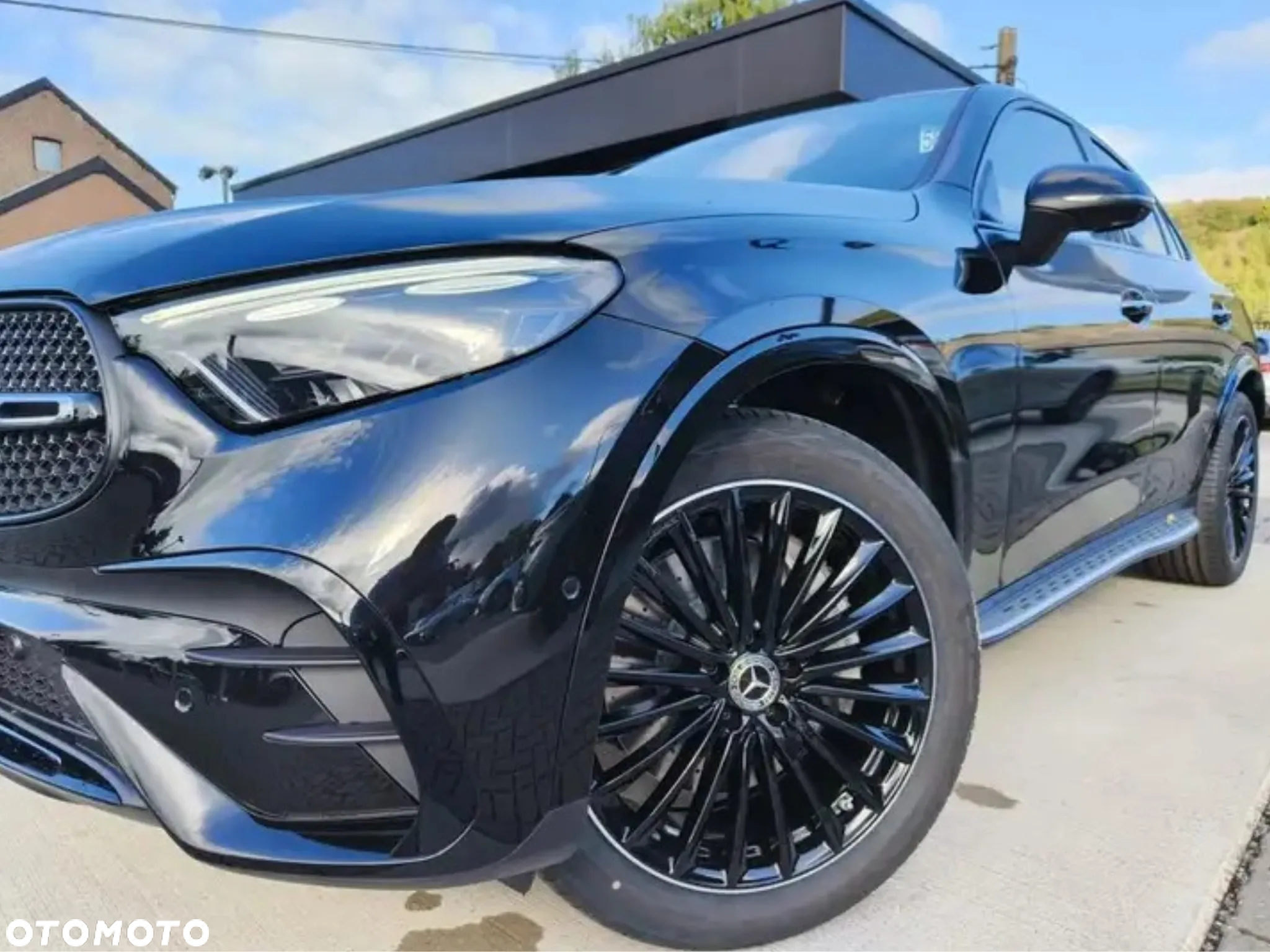 Mercedes-Benz GLC Coupe 200 d mHEV 4-Matic AMG Line - 2