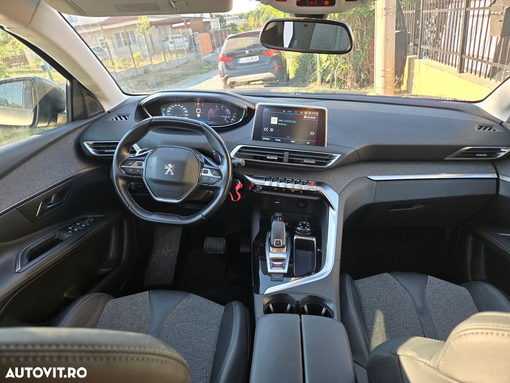 Peugeot 3008 1.5 BlueHDI 130 EAT8 Allure Pack - 4