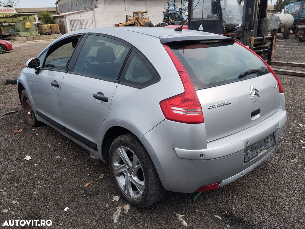 Dezmembrari  Citroen C4 1 (LC)  2004  > 2011 1.6 HDi Motorina - 2