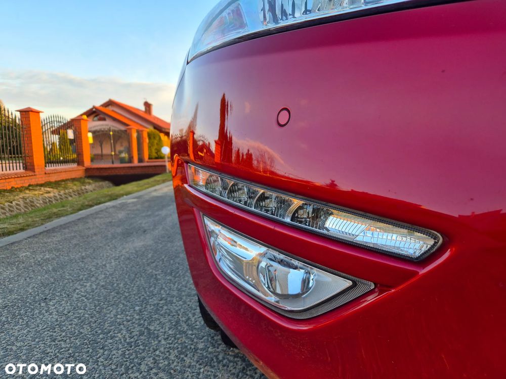 Ford Mondeo 2.0 TDCi Platinium X Plus (Titanium) - 8