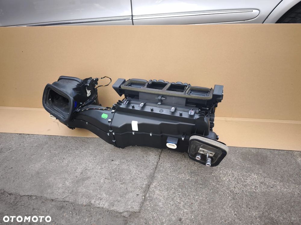 Nagrzewnica Mercedes G-klasa w463 lift a4638301960 Europa - 1