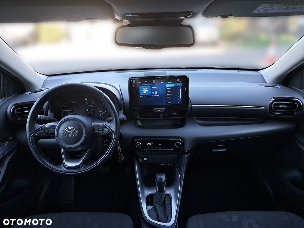 Toyota Yaris - 6