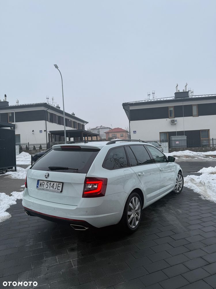 Skoda Octavia 2.0 TDI RS DSG - 3