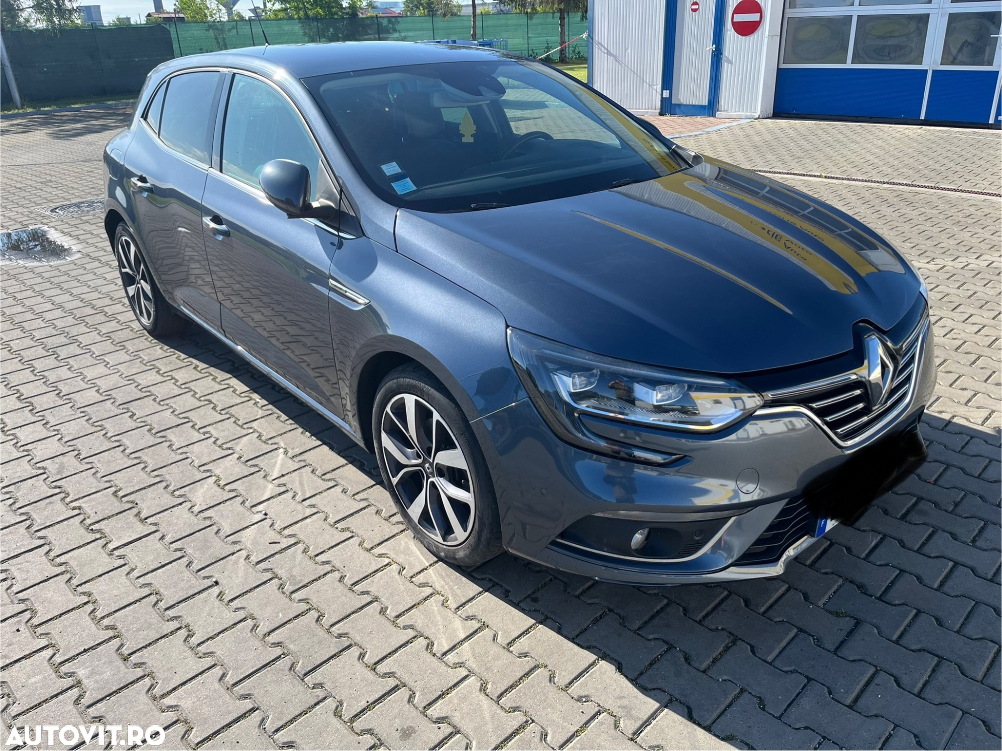 Renault Megane ENERGY dCi 110 EDC BOSE EDITION - 15