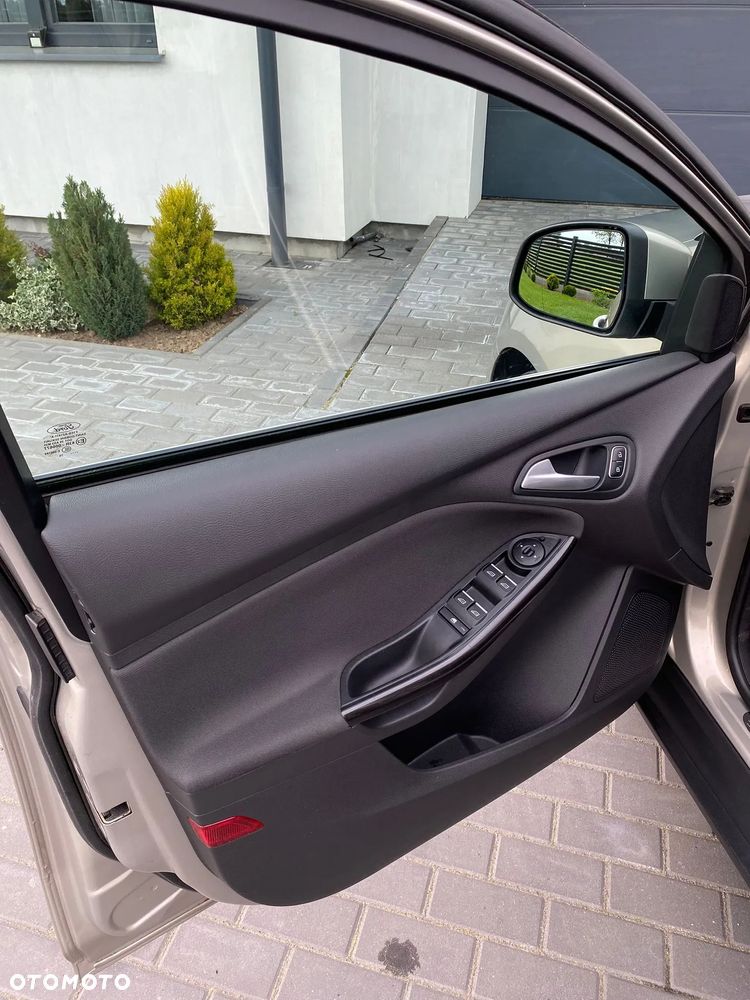 Ford Focus 1.0 EcoBoost Trend Sport - 20
