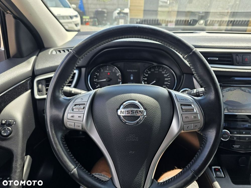 Nissan Qashqai 1.6 DIG-T Tekna+ - 17