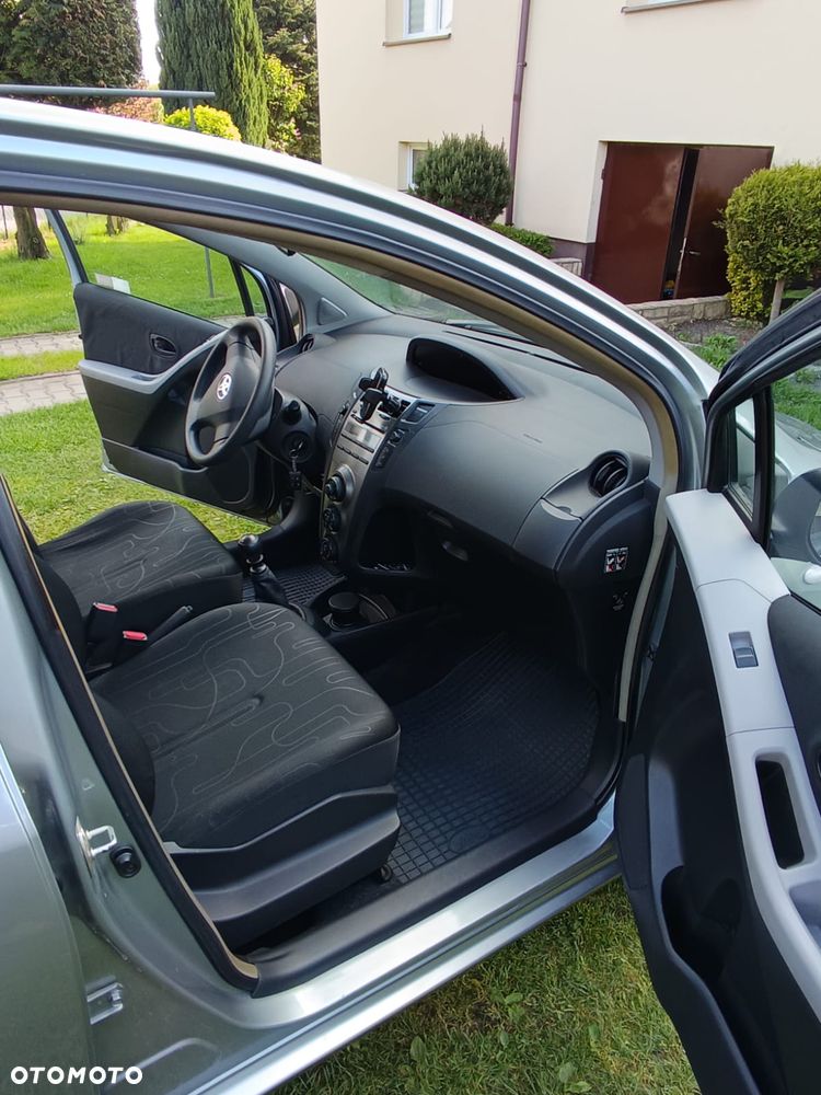Toyota Yaris 1.33 Luna - 15
