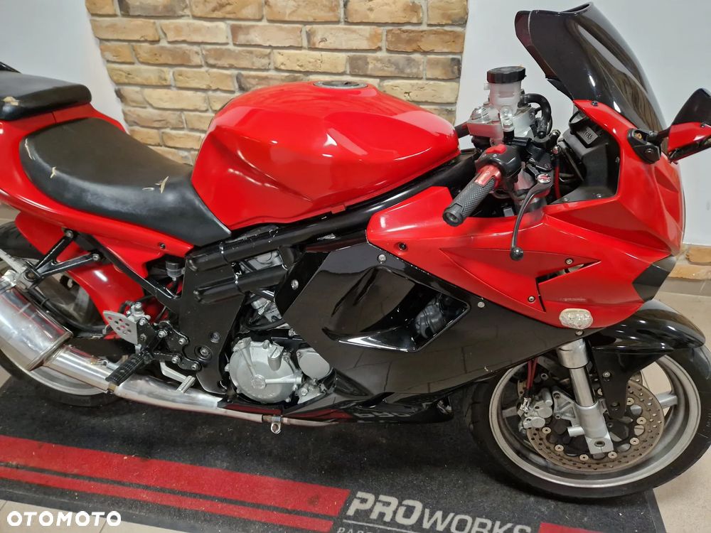 Hyosung GT - 30