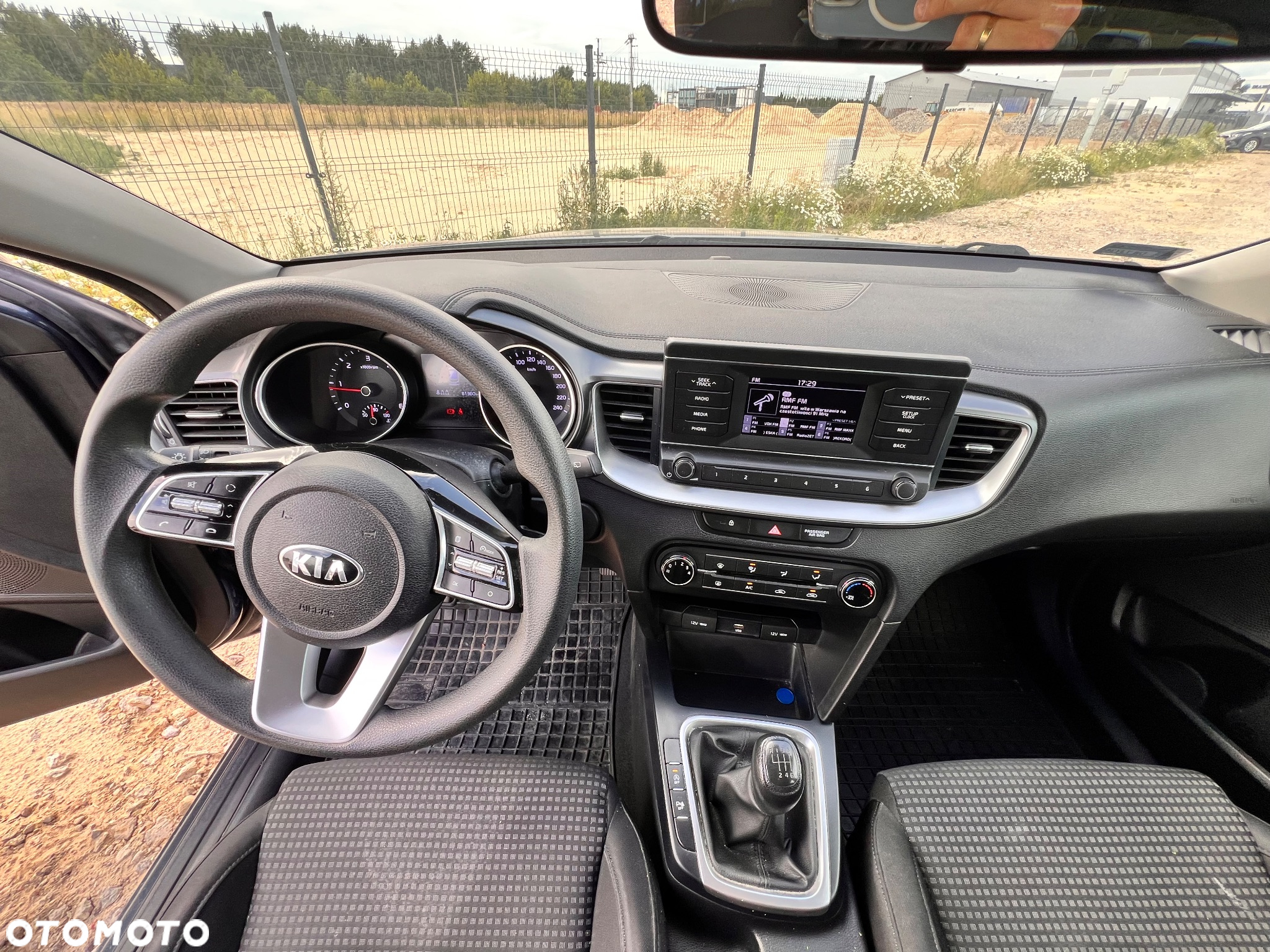 Kia Ceed 1.6 CRDi SCR S - 10