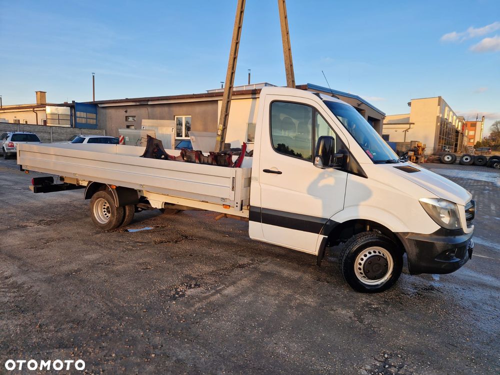 Mercedes-Benz 516 - 2