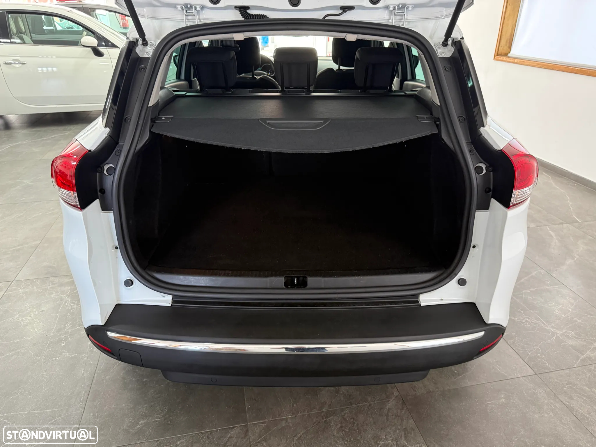 Renault Clio Sport Tourer 0.9 TCe Limited - 23