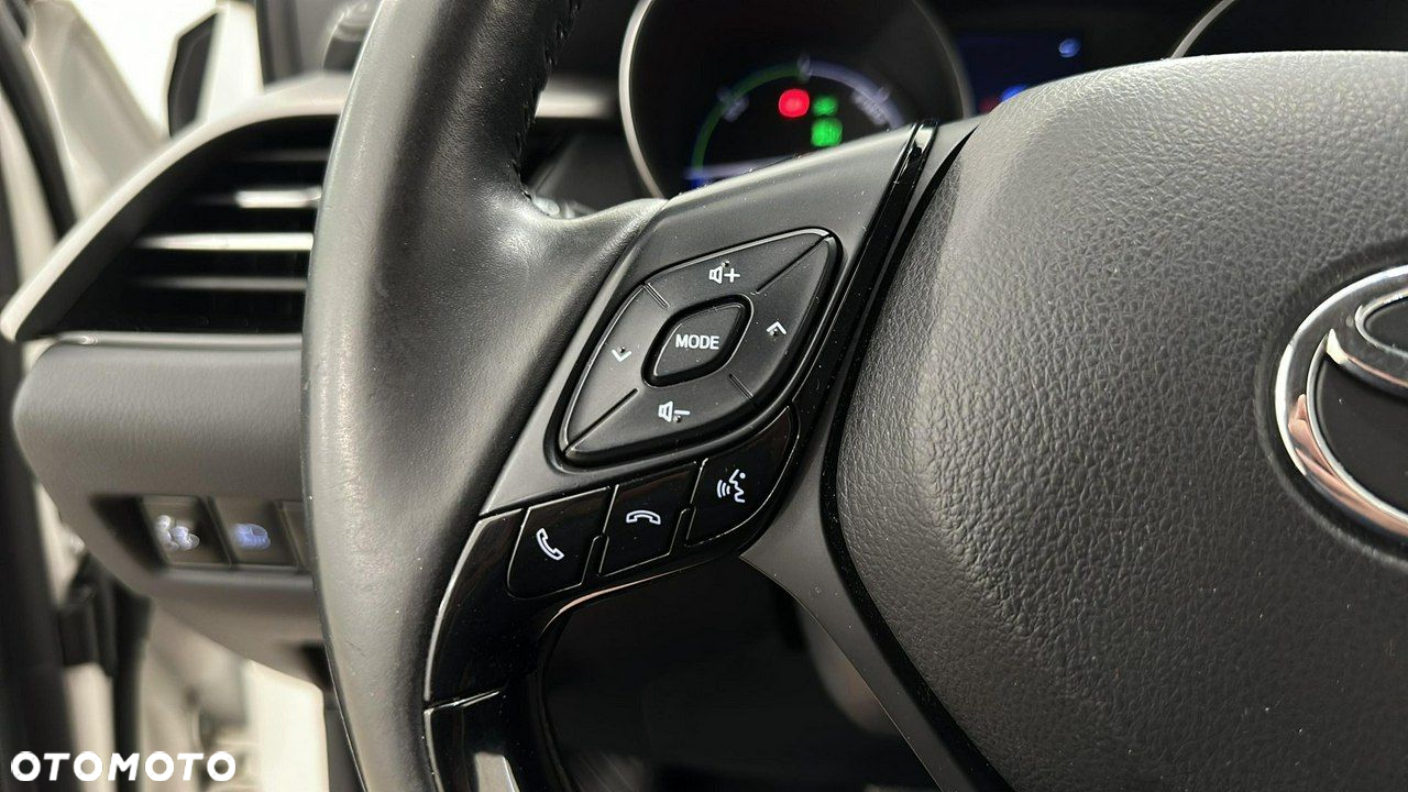 Toyota C-HR - 23