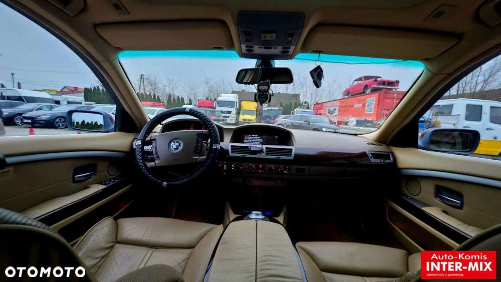 BMW Seria 7 - 37