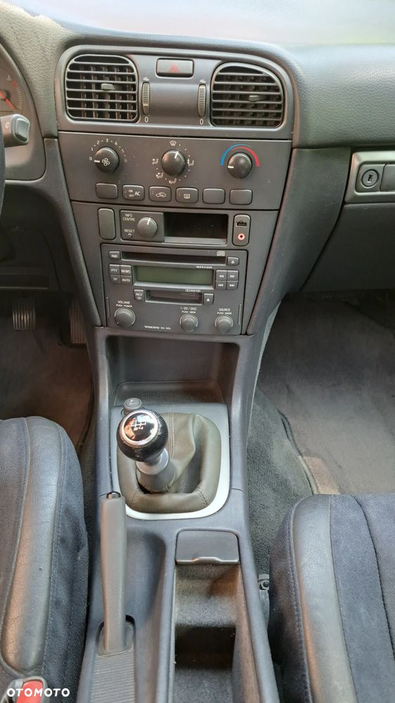 Volvo V40 1.8 - 14