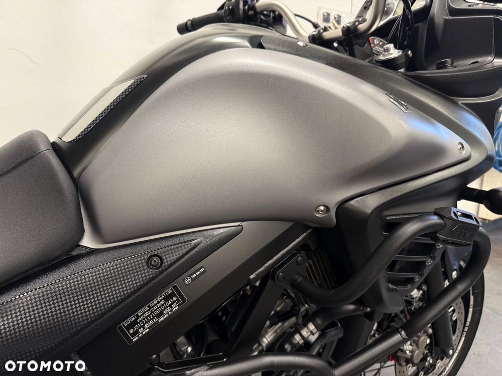 Suzuki V-STROM - 33