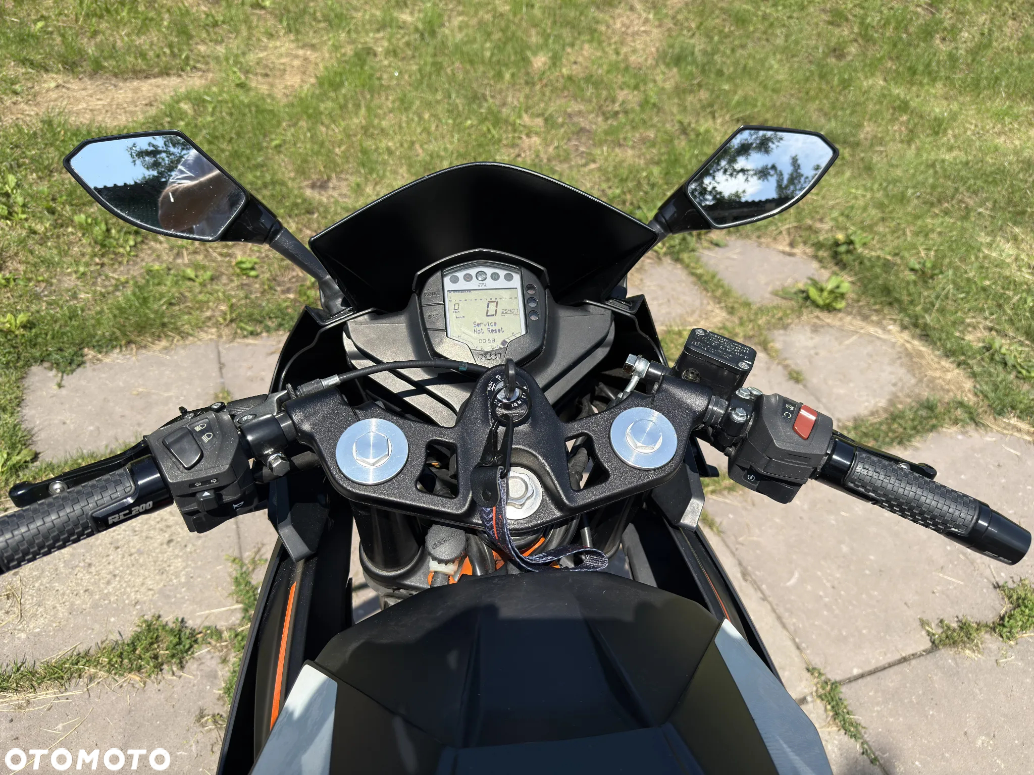 KTM RC 125 - 10