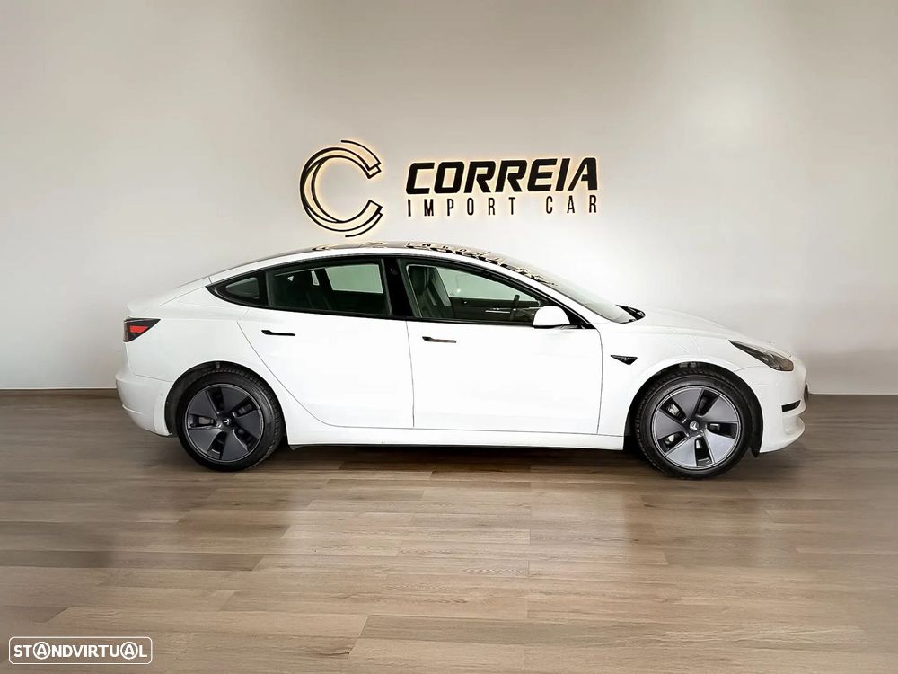 Tesla Model 3 Standard Range Plus RWD - 4