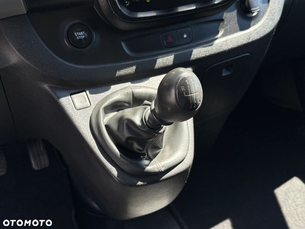 Renault Trafic - 21