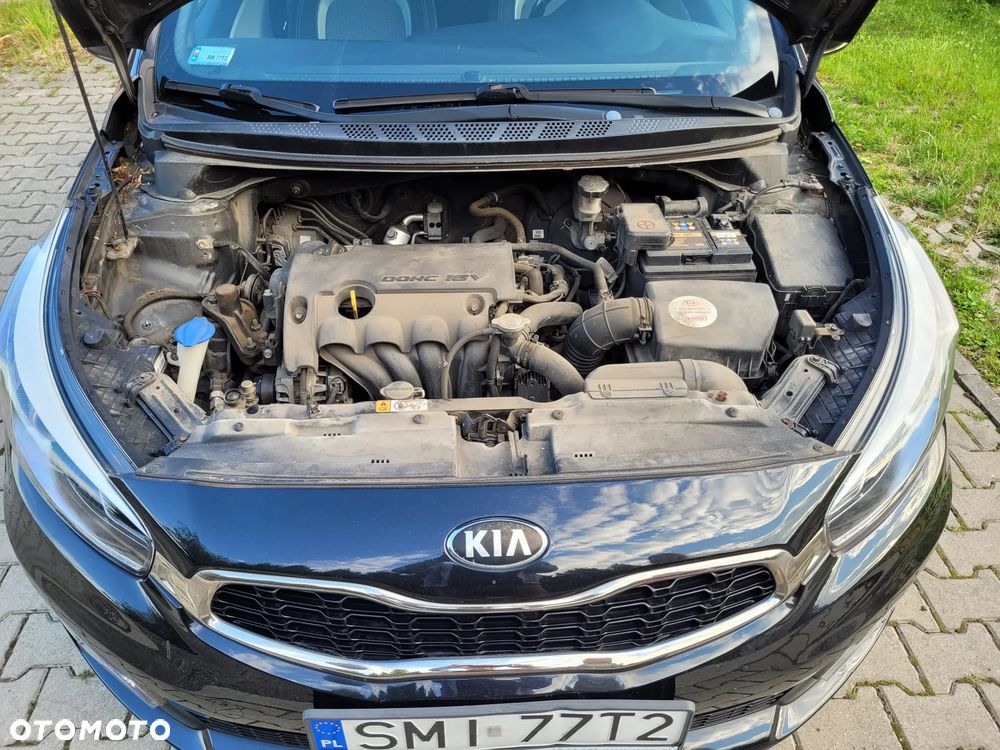 Kia Ceed 1.4 L - 10
