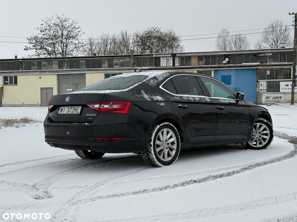 Skoda Superb 2.0 TDI 4x4 Ambition DSG - 5