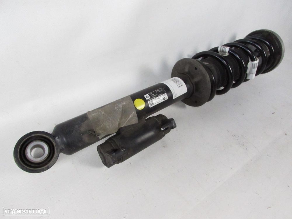 Amortecedor Elétrico "EDC" Direito/Trás Seminovo/ Original BMW 5 (G30, F90) 3710... - 2