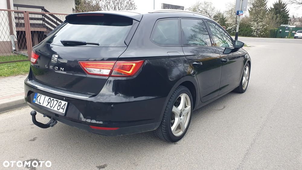 Seat Leon 1.6 TDI ECOMOTIVE Style - 4