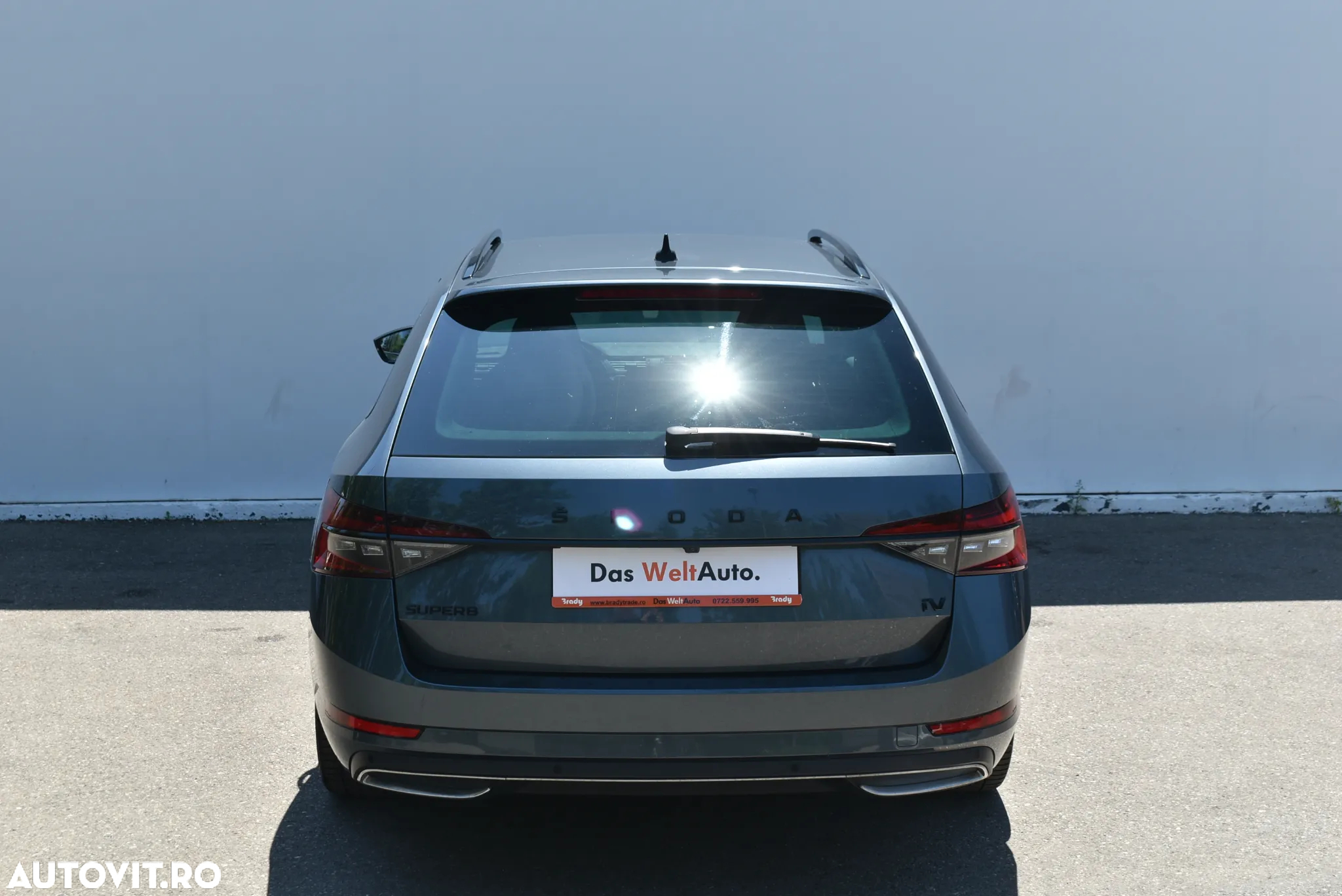 Skoda Superb Combi 1.4 TSI iV DSG Sportline - 4
