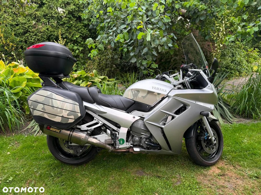 Yamaha FJR - 3