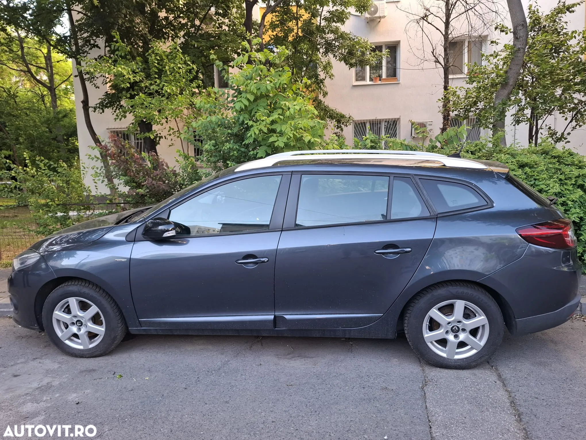 Renault Megane dCi 110 FAP LIMITED - 7