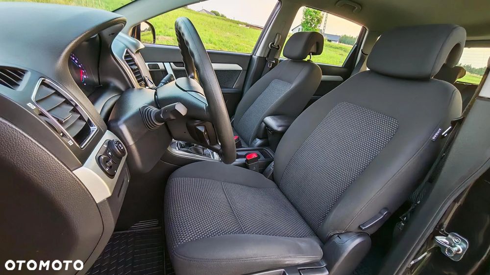 Chevrolet Captiva 2.4 2WD 5 Sitzer LS - 25