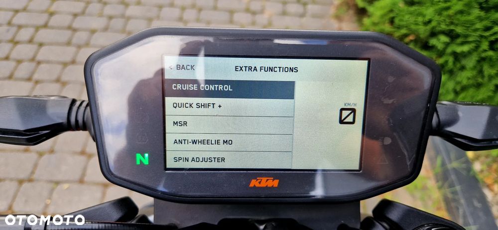 KTM DUKE 890 - 9