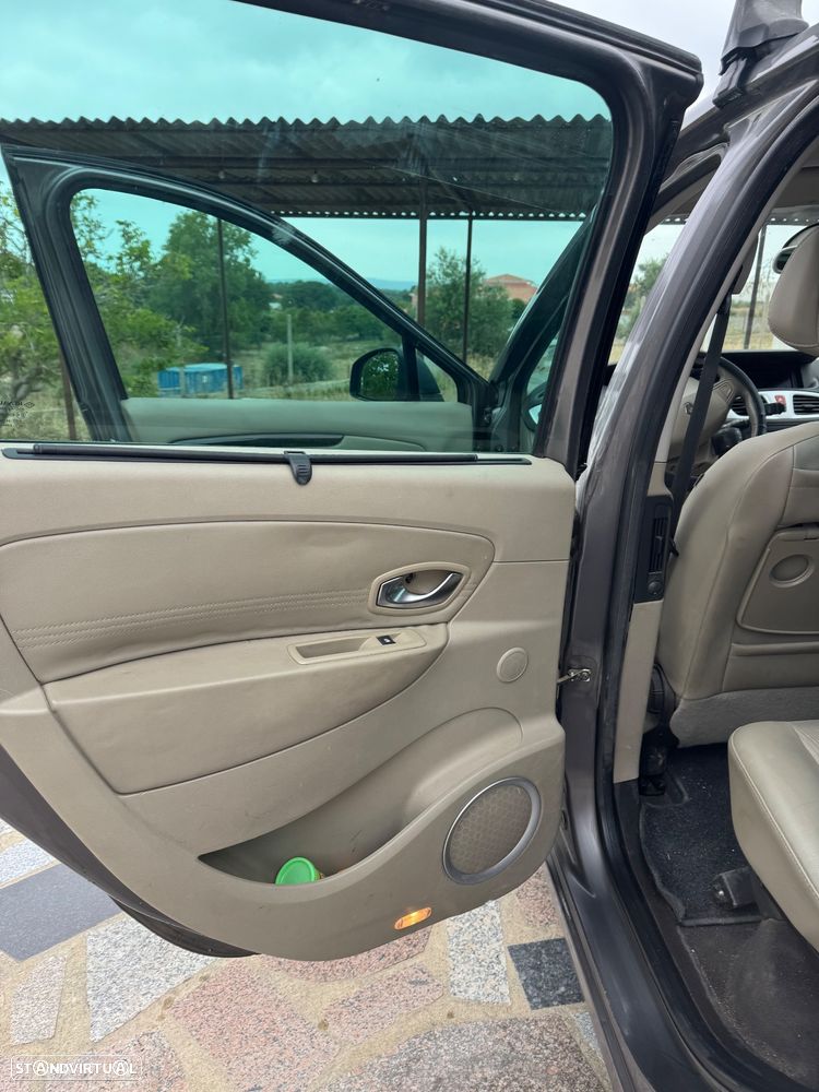 Renault Grand Scénic 1.5 dCi Dynamique S 7L - 12