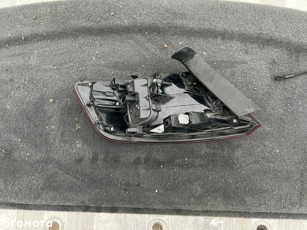 Audi A3 8v sportback lampa prawy tył 8v495070 - 2