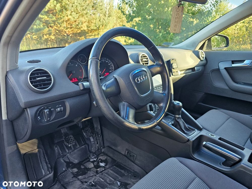 Audi A3 Sportback 2.0 TDI Ambition - 8