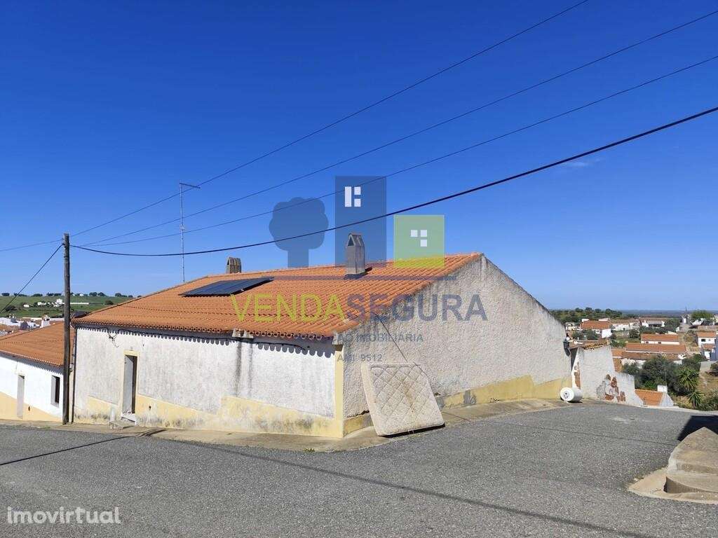 Moradia T3 R/C com Quintal | Santo Aleixo da Restauração - Grande imagem: 2/31