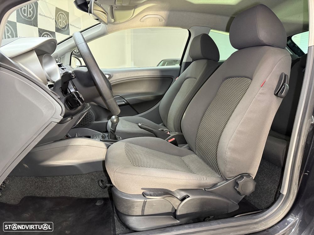 SEAT Ibiza SC 1.4 16V Good Stuff - 5