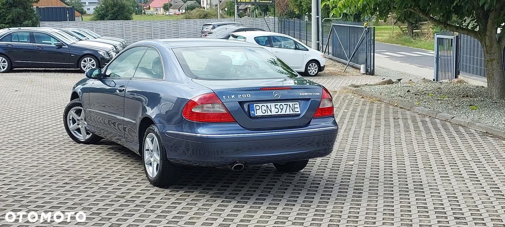 Mercedes-Benz CLK - 6