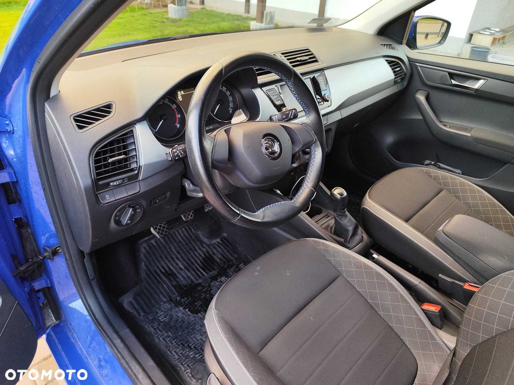 Skoda Fabia - 4