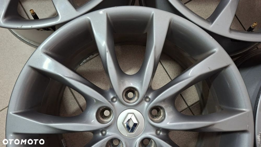 Felgi Aluminiowe 18 Renault Megane III RS 5x114.3 ET 65 Keza - 4