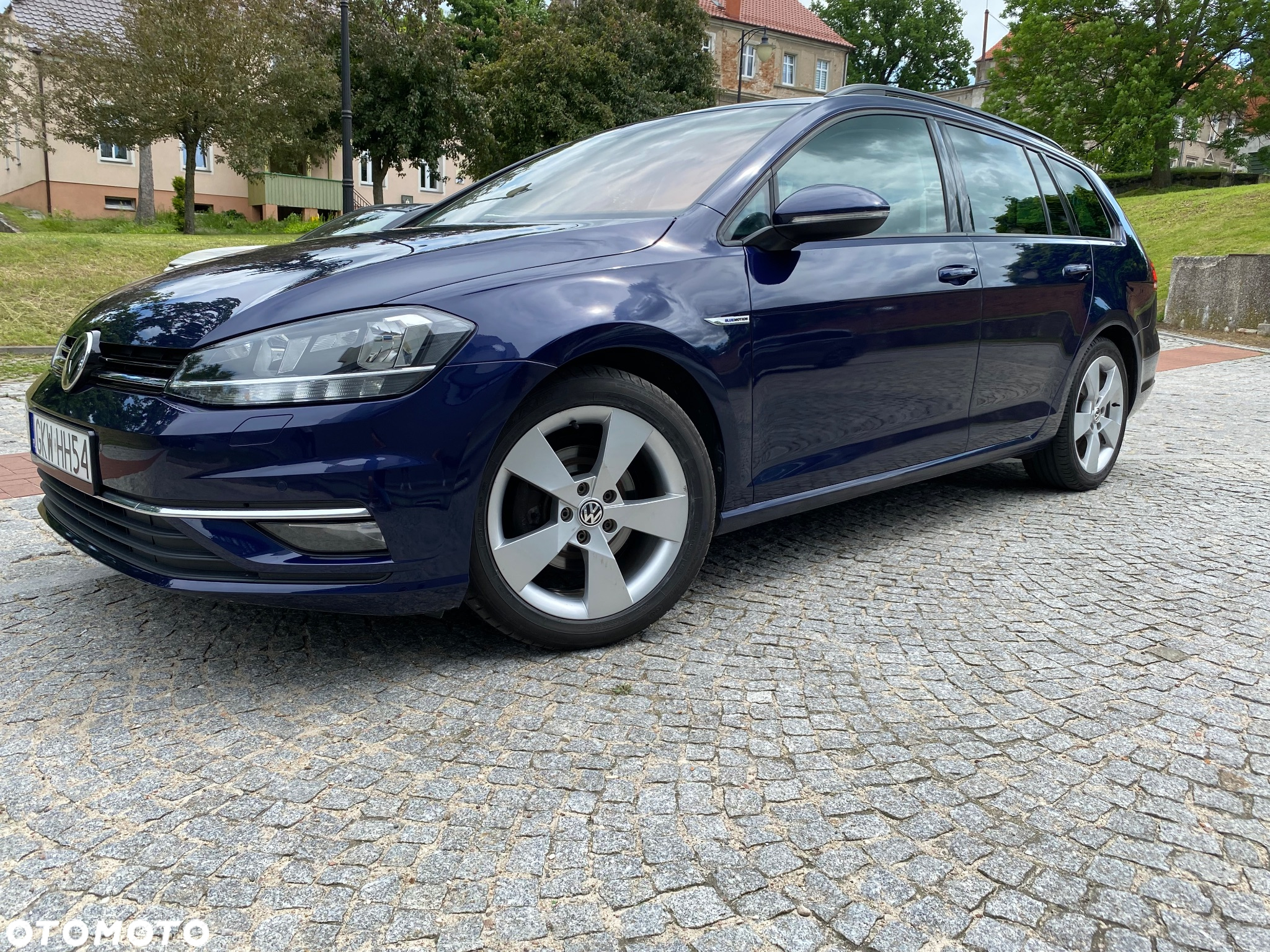 Volkswagen Golf - 37