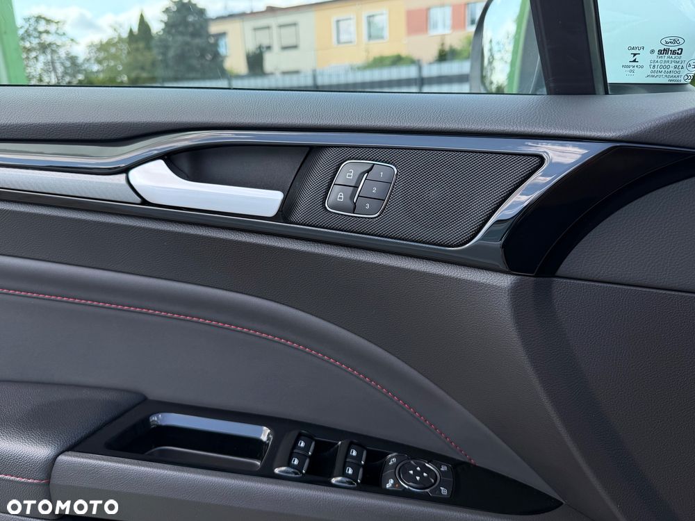 Ford Mondeo - 17