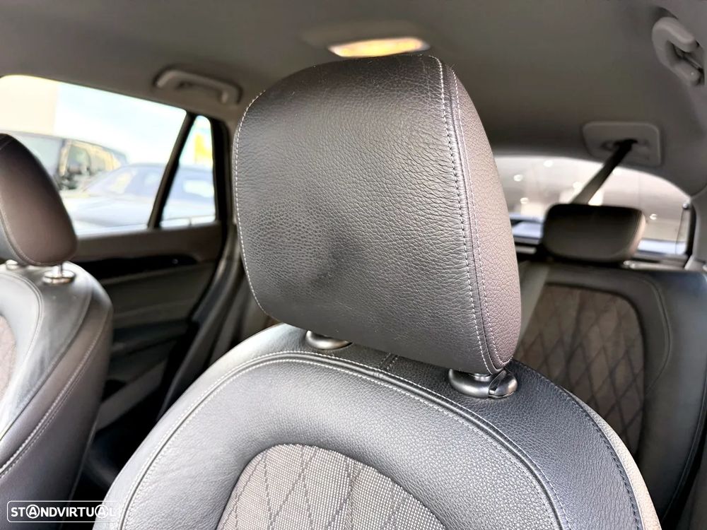 BMW X1 16 d sDrive Line Sport - 25