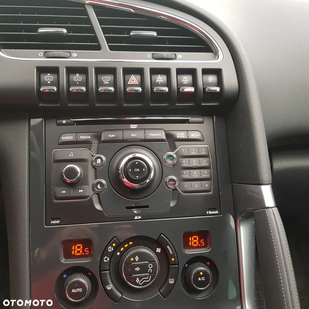 Peugeot 3008 HDi 150 Active - 9