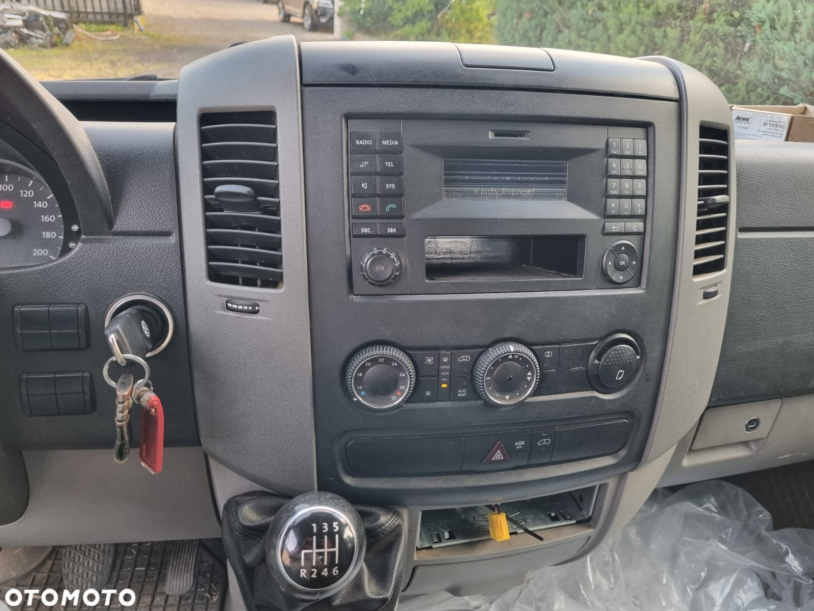 Volkswagen CRAFTER - 10