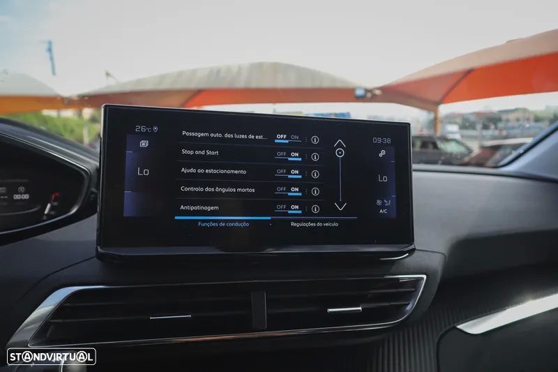 Peugeot 5008 1.2 PureTech Allure Pack - 23