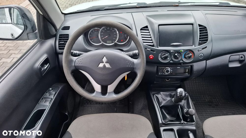 Mitsubishi L200 2.5 DID DC Invite AC - 11