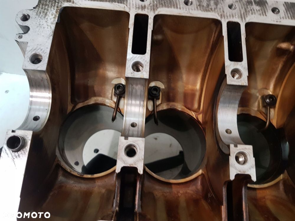 blok silnika 7587604 bmw x1 e84 f10 f30 f11 2.0b n20b20a - 11